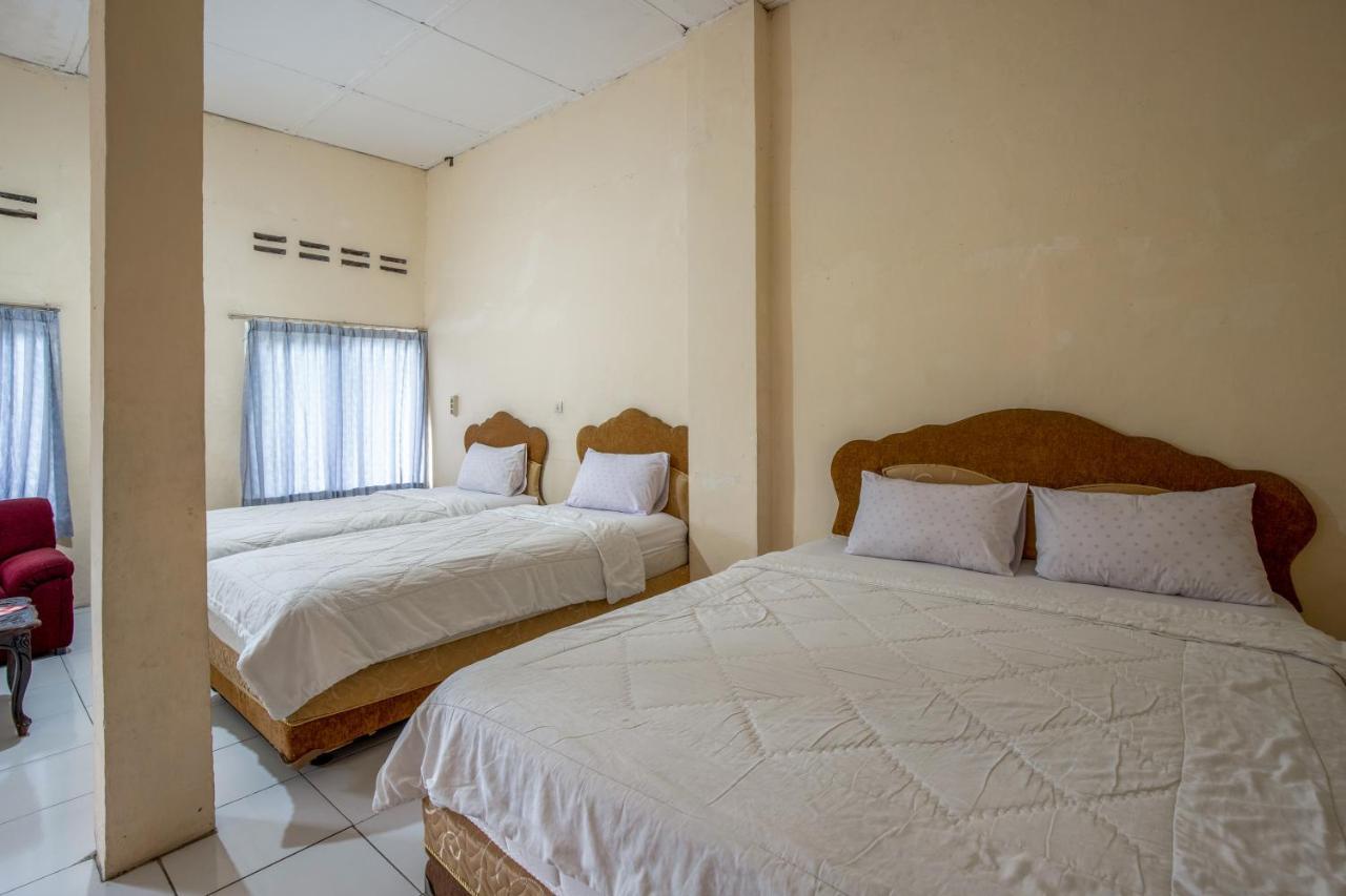 Hotel Jogja Букіттінгі Екстер'єр фото