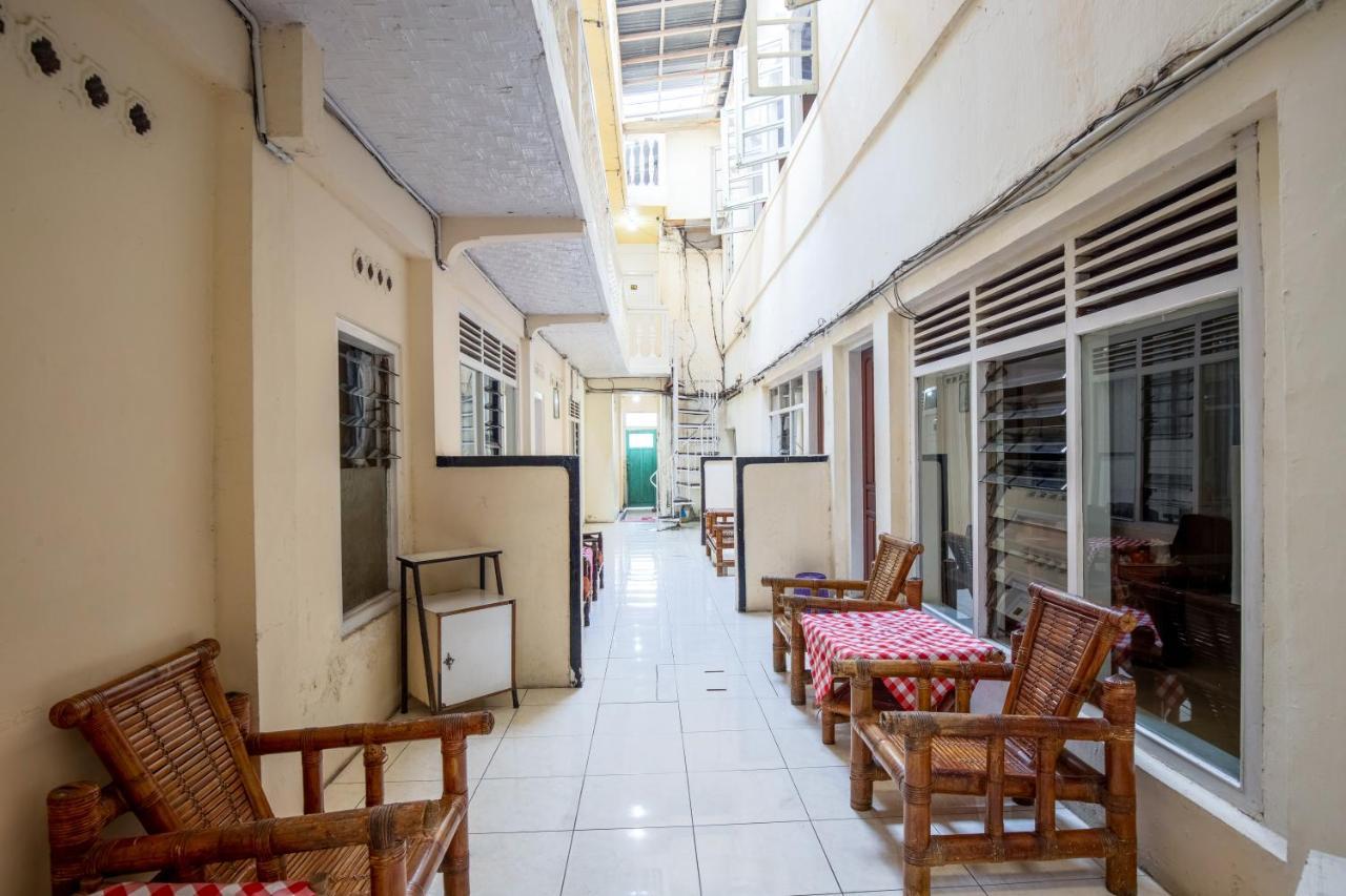 Hotel Jogja Букіттінгі Екстер'єр фото