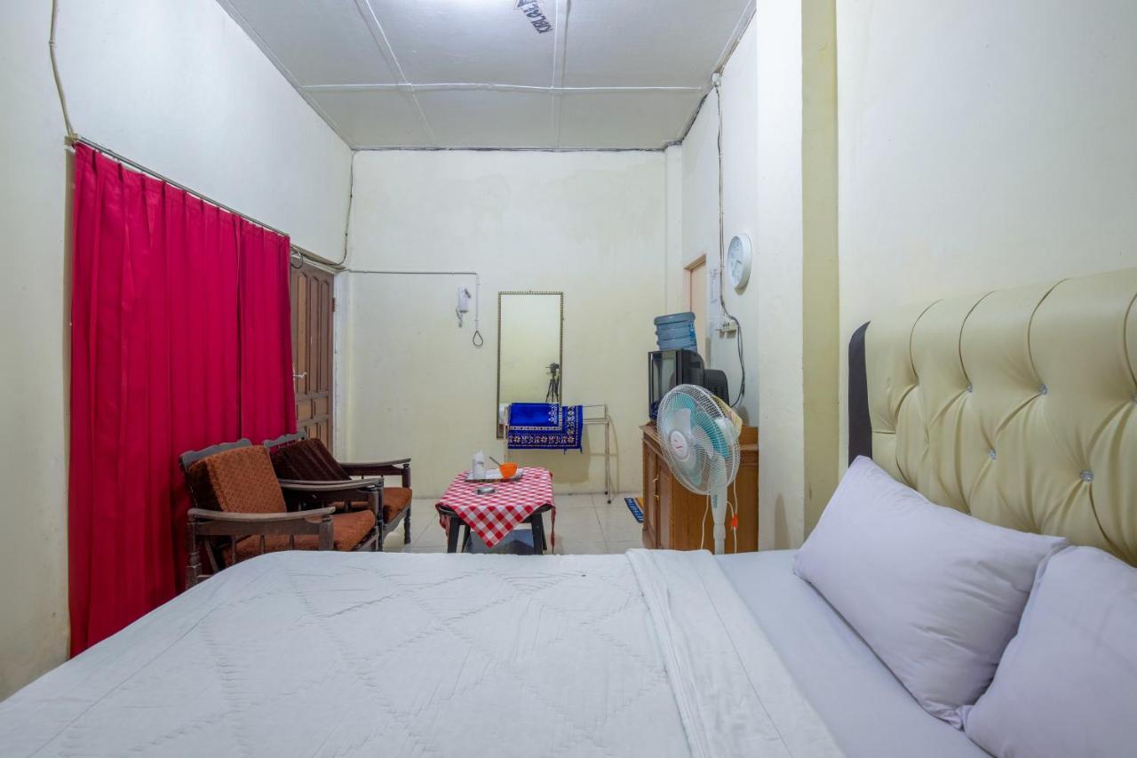 Hotel Jogja Букіттінгі Екстер'єр фото