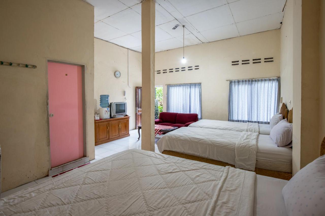 Hotel Jogja Букіттінгі Екстер'єр фото