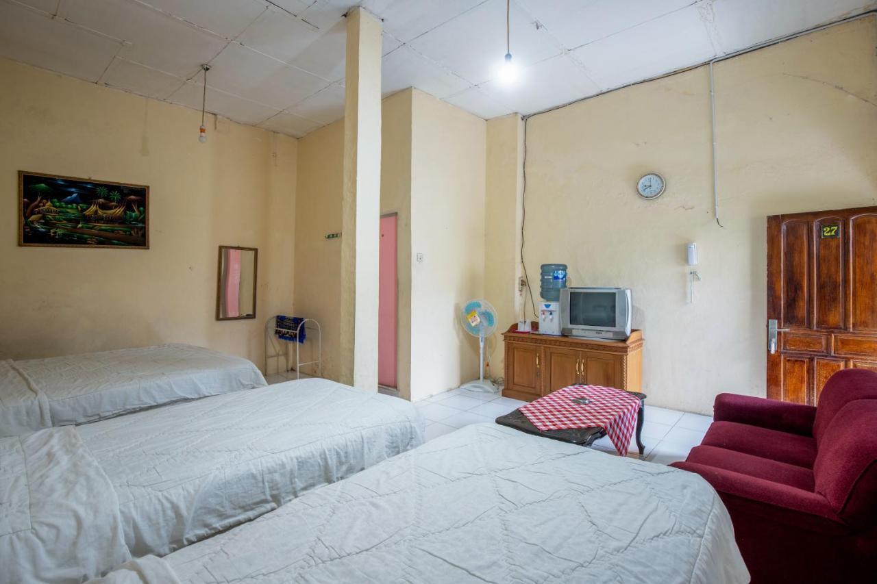 Hotel Jogja Букіттінгі Екстер'єр фото